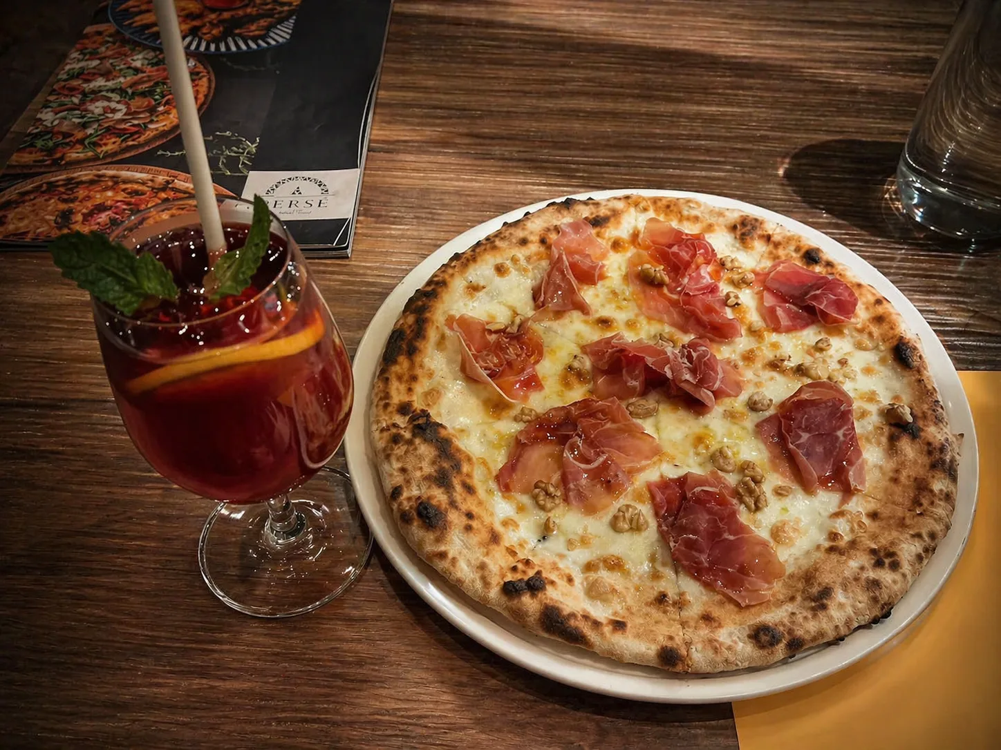 Pizza Persé Miele e Noci